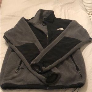 Like new Men’s North Face fleece